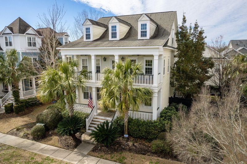 1731 Sailmaker St, Charleston, SC 29492