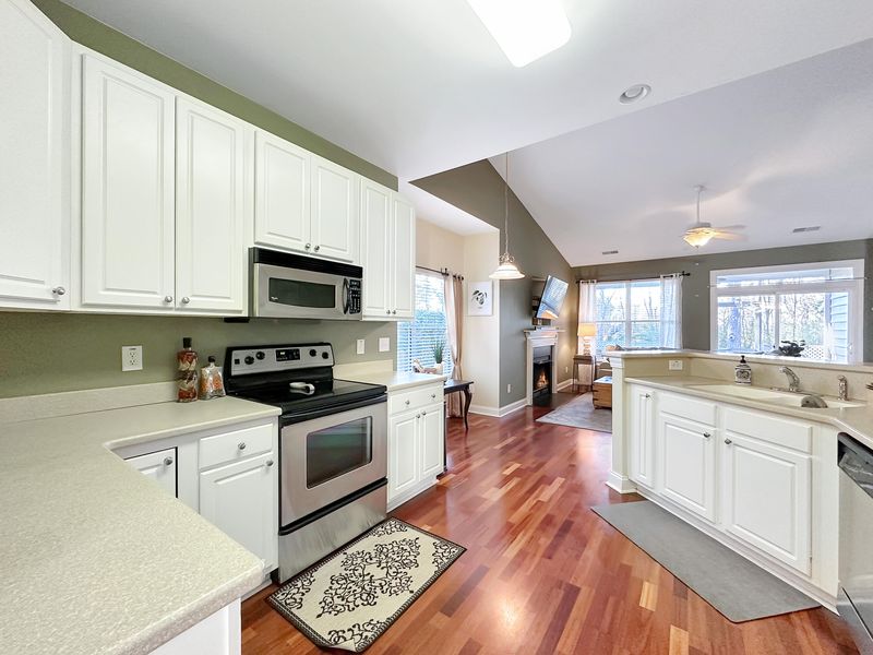 4965 Franconia Dr, Summerville, SC 29485