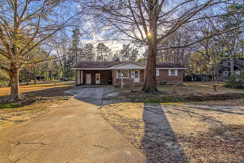 400 W 1st North St, Summerville, SC 29483