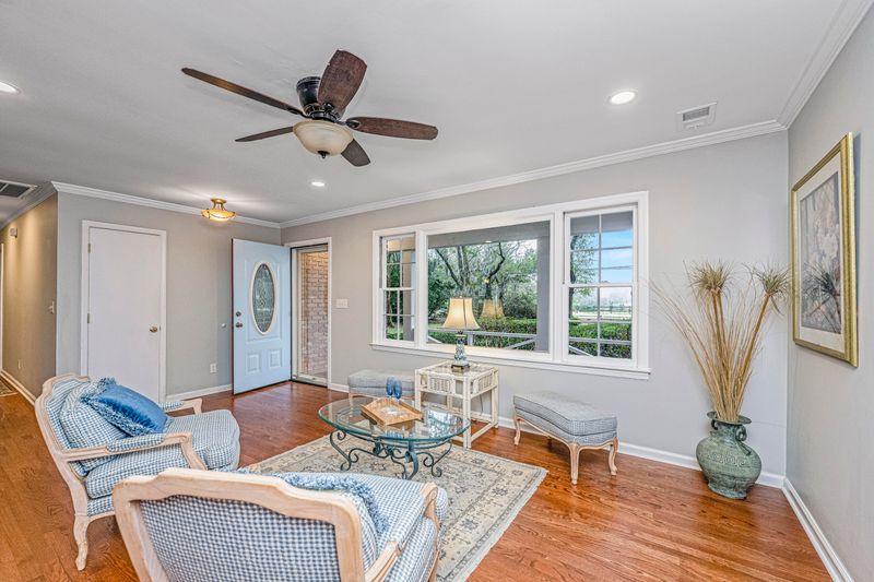 1316 Venning Rd, Mount Pleasant, SC 29464