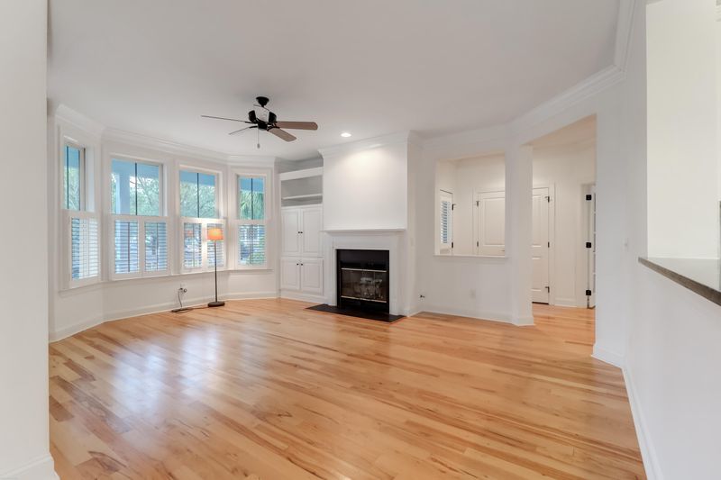 1313 Elfe St, Daniel Island, SC 29492