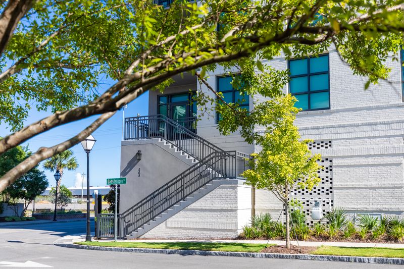 5 Gadsdenboro St #203, Charleston, SC 29401