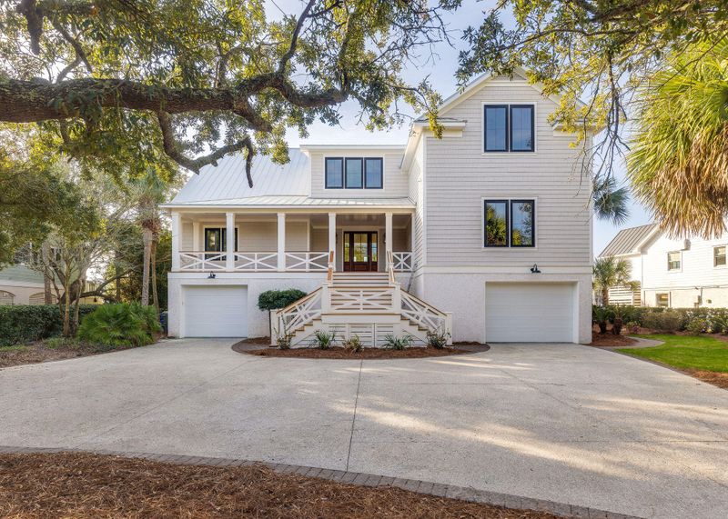 42 Waterway Island Dr, Isle Of Palms, SC 29451