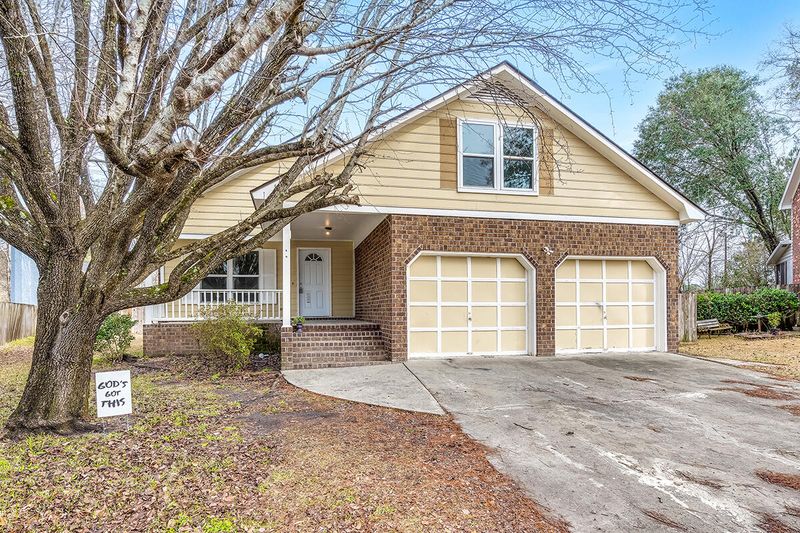 400 Eastover Cir, Summerville, SC 29483