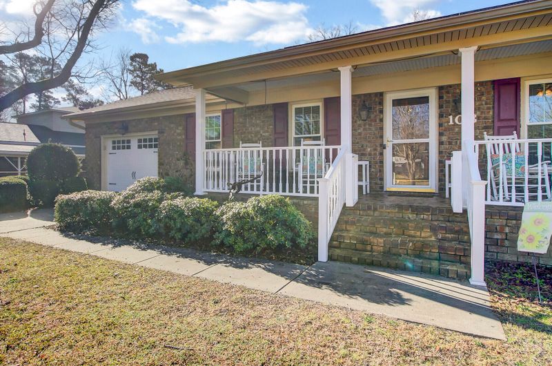 103 Land O Pines Cir, Moncks Corner, SC 29461