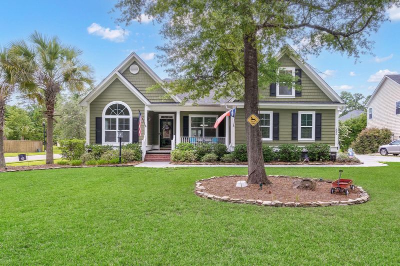 1006 Randy Kinard Ln, Hanahan, SC 29410