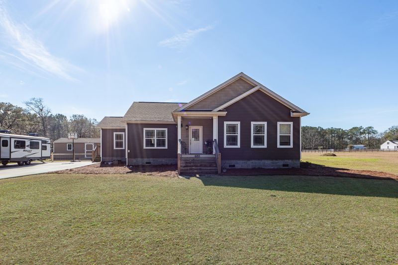 6053 Old Jacksonboro Rd, Ravenel, SC 29470