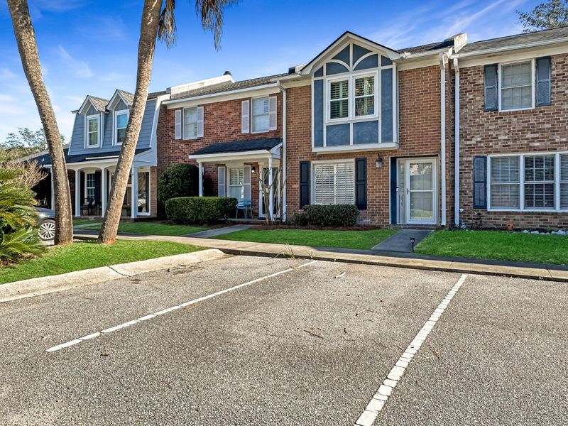 639 Bay Tree Cir #D, Mount Pleasant, SC 29464