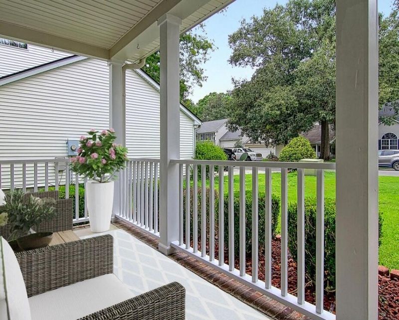 5410 Greggs Landing Dr, North Charleston, SC 29420