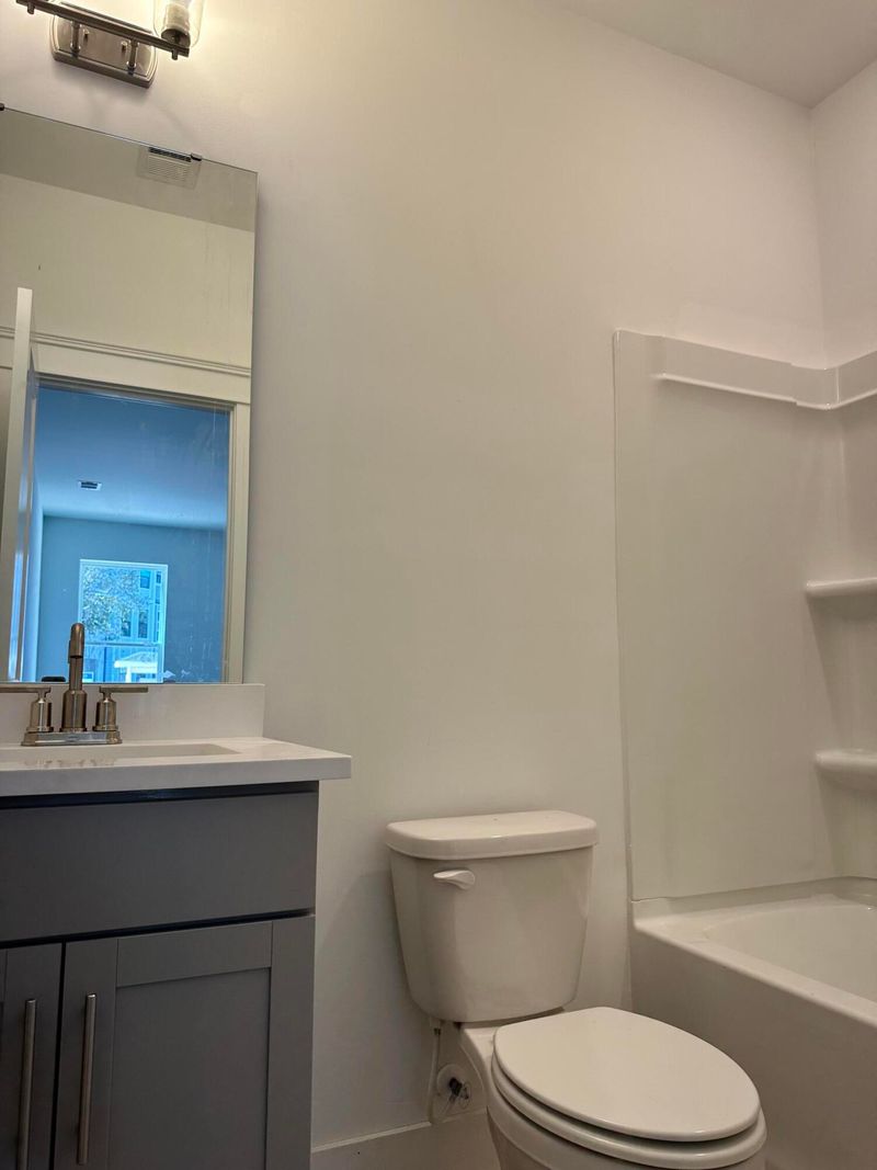4599 Mixson Ave, North Charleston, SC 29405