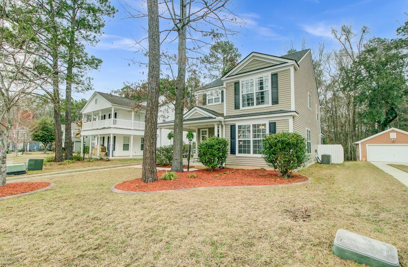 8982 N Red Maple Cir, Summerville, SC 29485