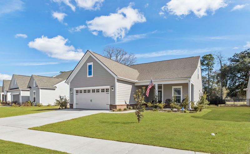 6061 Wilkes Pond Dr, Hollywood, SC 29449