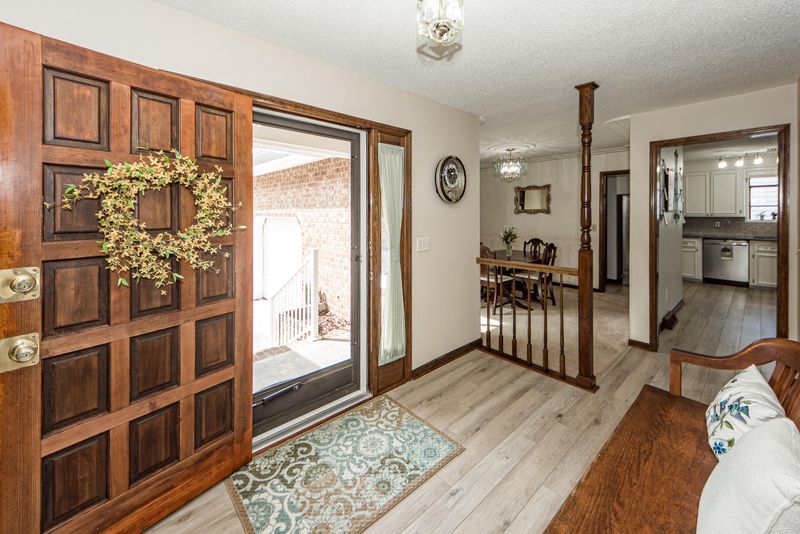 114 High Meadow Pl, Goose Creek, SC 29445