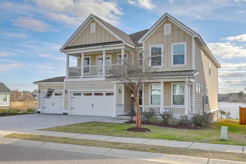 533 Pendleton Dr, Moncks Corner, SC 29461
