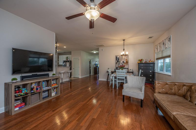 2673 Lohr Dr, Mount Pleasant, SC 29466