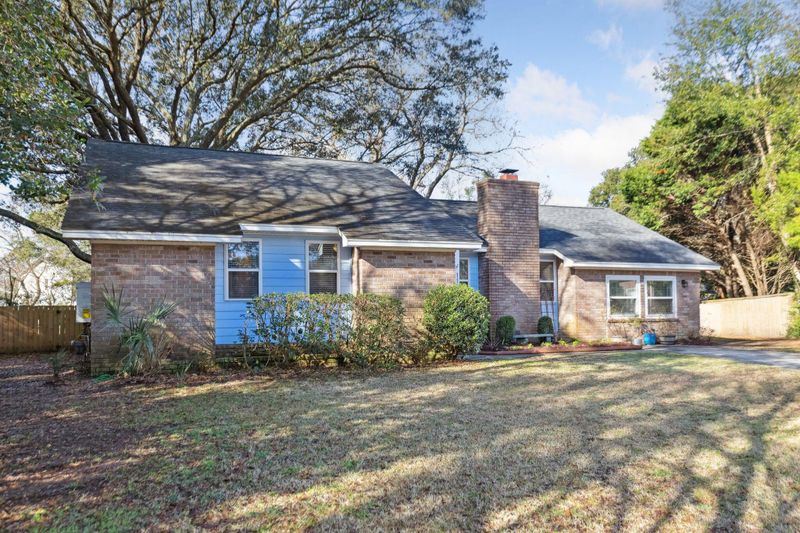 1103 Main Canal Ct, Mount Pleasant, SC 29464