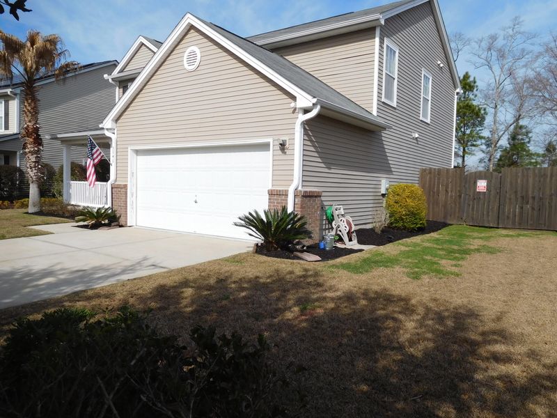5046 Ballantine Dr, Summerville, SC 29485