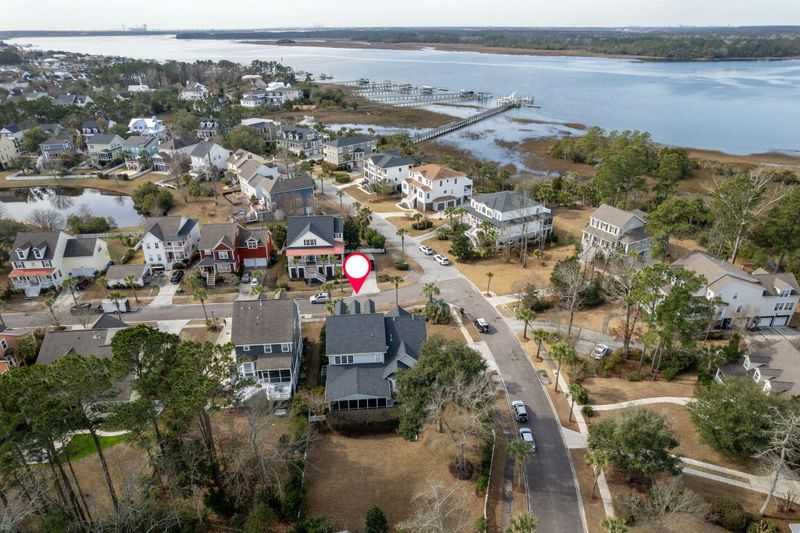 2214 Sandy Point Ln, Mount Pleasant, SC 29466