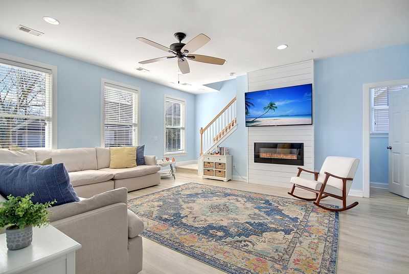 1490 Seabago Dr, Charleston, SC 29414