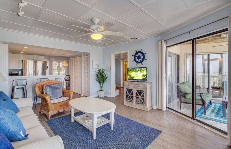 9000 Palmetto Dr #103b, Isle Of Palms, SC 29451