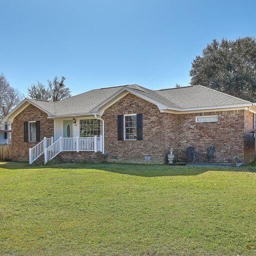 1207 Longpoint Rd, Cross, SC 29436