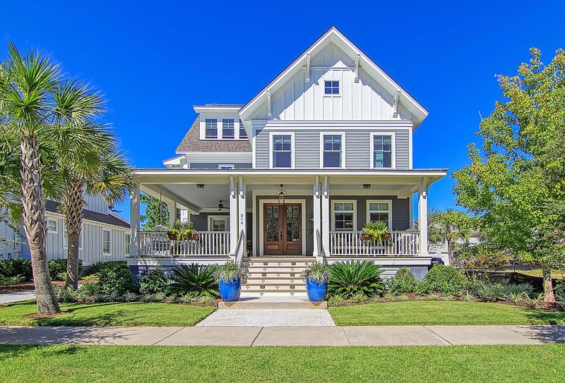 214 Ferryman Ln, Daniel Island, SC 29492