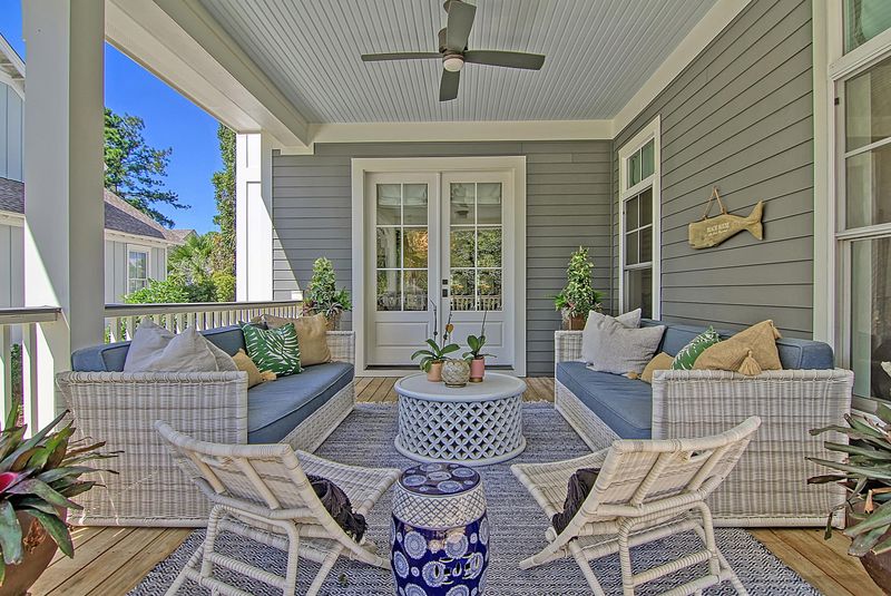 214 Ferryman Ln, Daniel Island, SC 29492