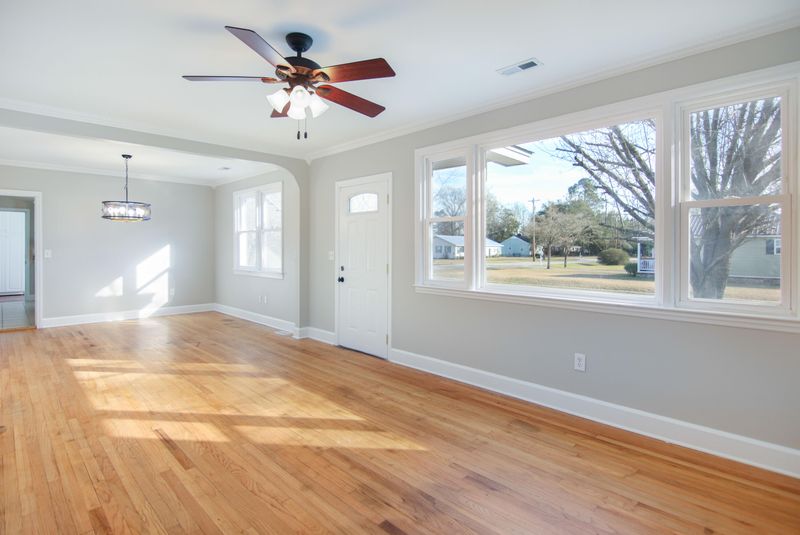103 Read St, Moncks Corner, SC 29461