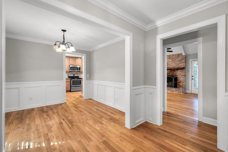 1016 Law Ln, Mount Pleasant, SC 29464