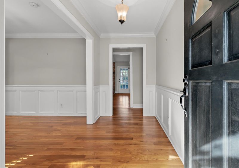 1016 Law Ln, Mount Pleasant, SC 29464