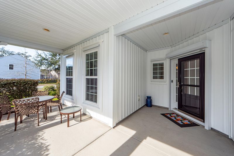 1526 Pixley St, Charleston, SC 29414