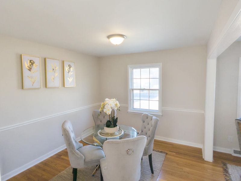 108 Washington Dr, Ladson, SC 29456