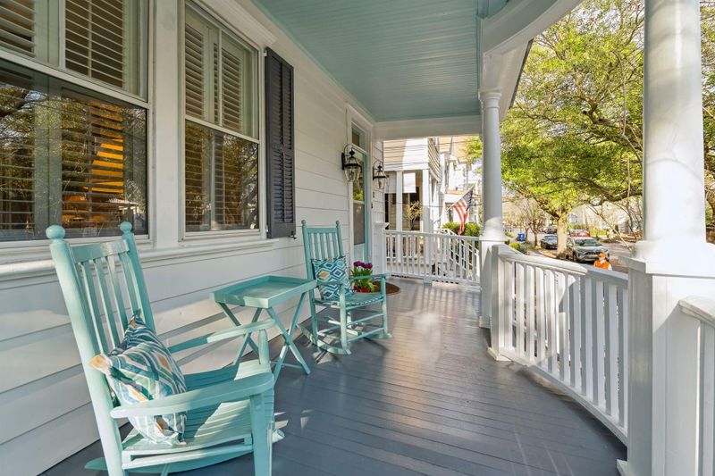 12 Halsey St, Charleston, SC 29401