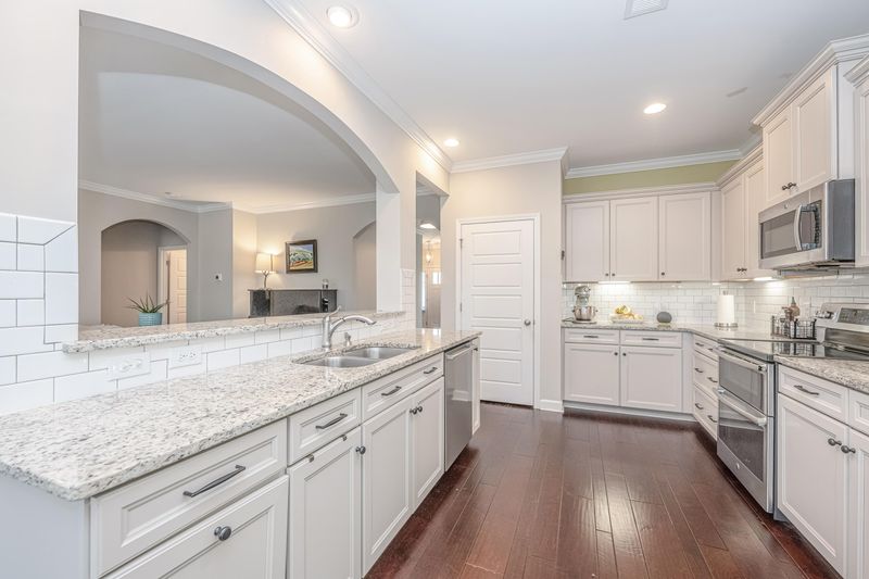 1554 Fishbone Dr, Johns Island, SC 29455