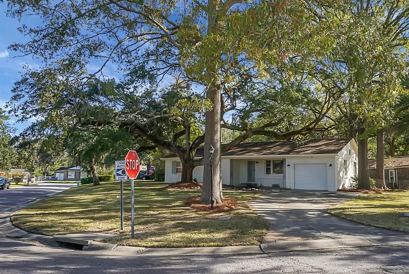 26 Rumson Rd, Goose Creek, SC 29445