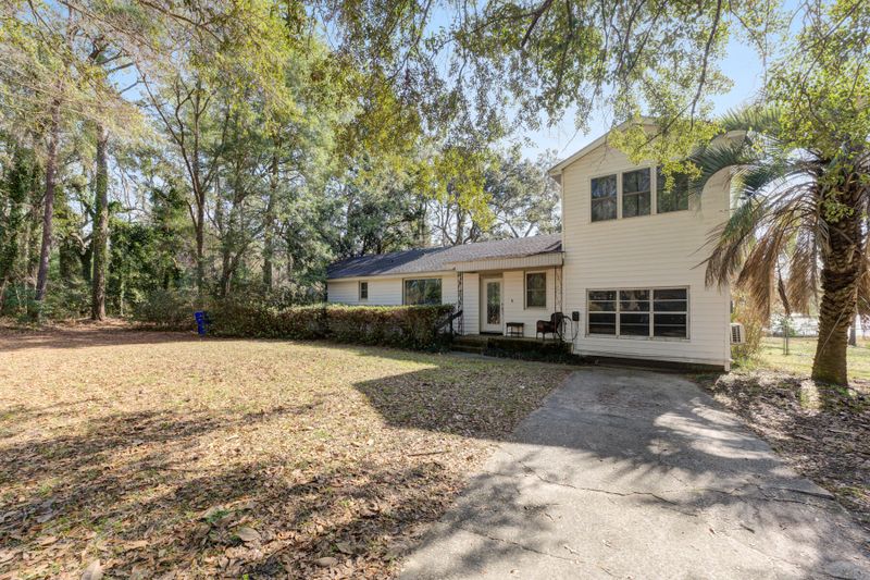 6084 Overlook Dr, Johns Island, SC 29455