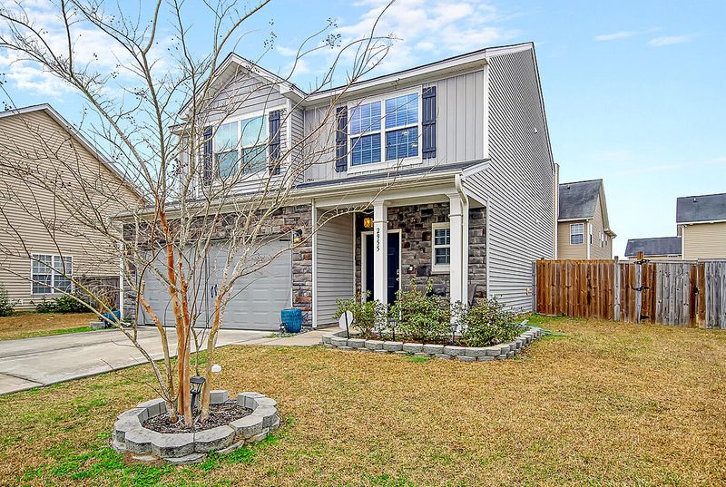 2955 Explorer Dr, North Charleston, SC 29420