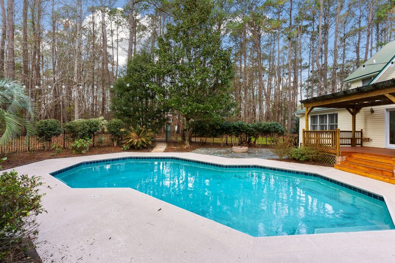 2739 Coquina Dr, Johns Island, SC 29455