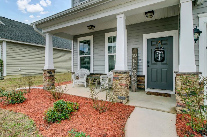 1137 Flyway Rd, Summerville, SC 29483