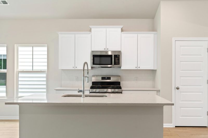 102 Spotted Way, Summerville, SC 29485