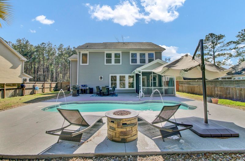 108 Saluda Dr, Moncks Corner, SC 29461