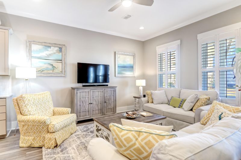 3032 Sturbridge Rd, Mount Pleasant, SC 29466