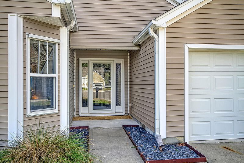 1235 Wando Shores Dr, Charleston, SC 29492