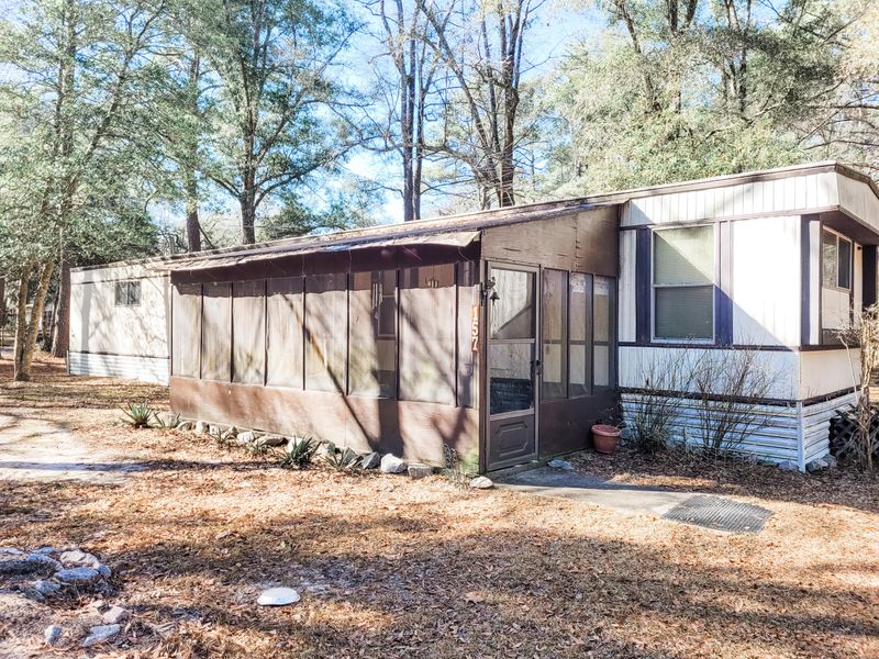157 Sandpit Dr, Ridgeville, SC 29472