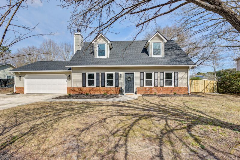 123 William St, Summerville, SC 29486