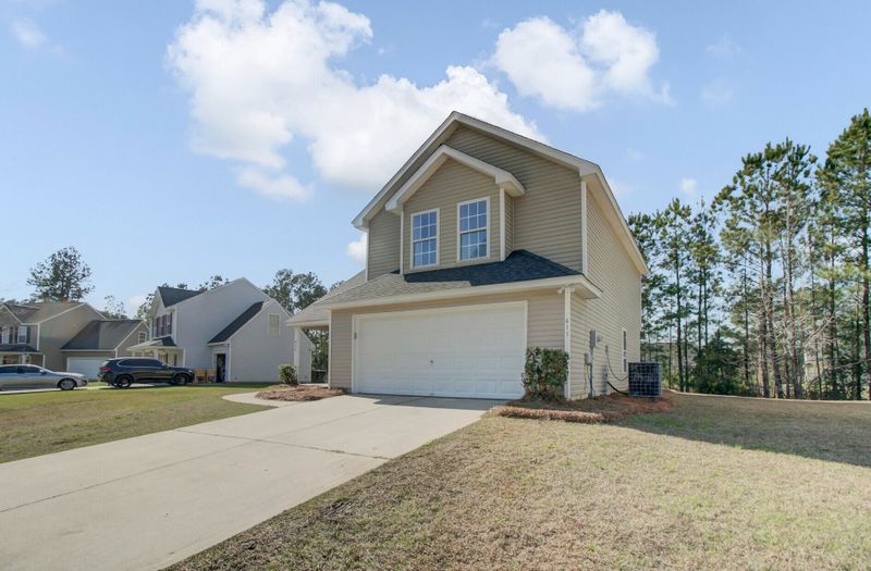 411 Eagleston Dr, Moncks Corner, SC 29461