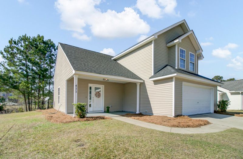 411 Eagleston Dr, Moncks Corner, SC 29461