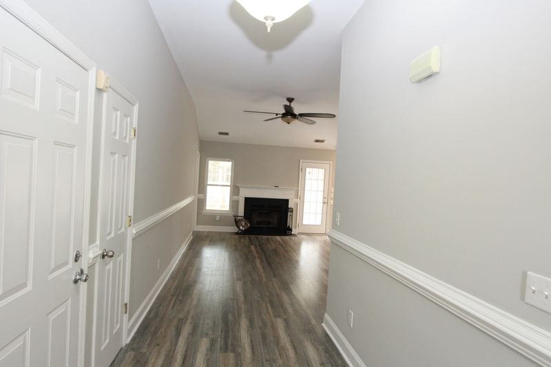161 Hearthstone Cir, Goose Creek, SC 29445