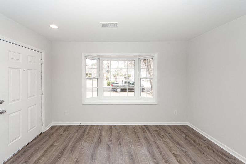 106 Saint Awdry St, Summerville, SC 29485