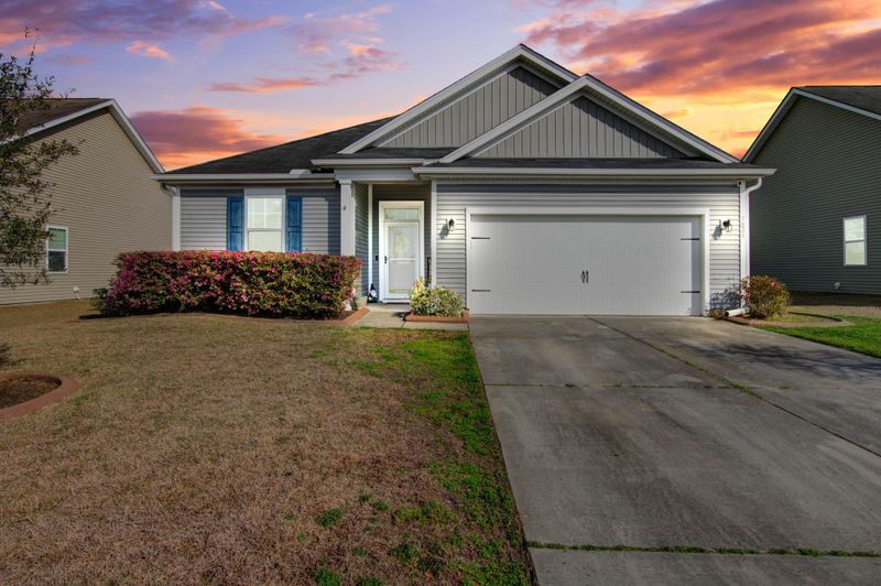 7834 Magellan Dr, North Charleston, SC 29420